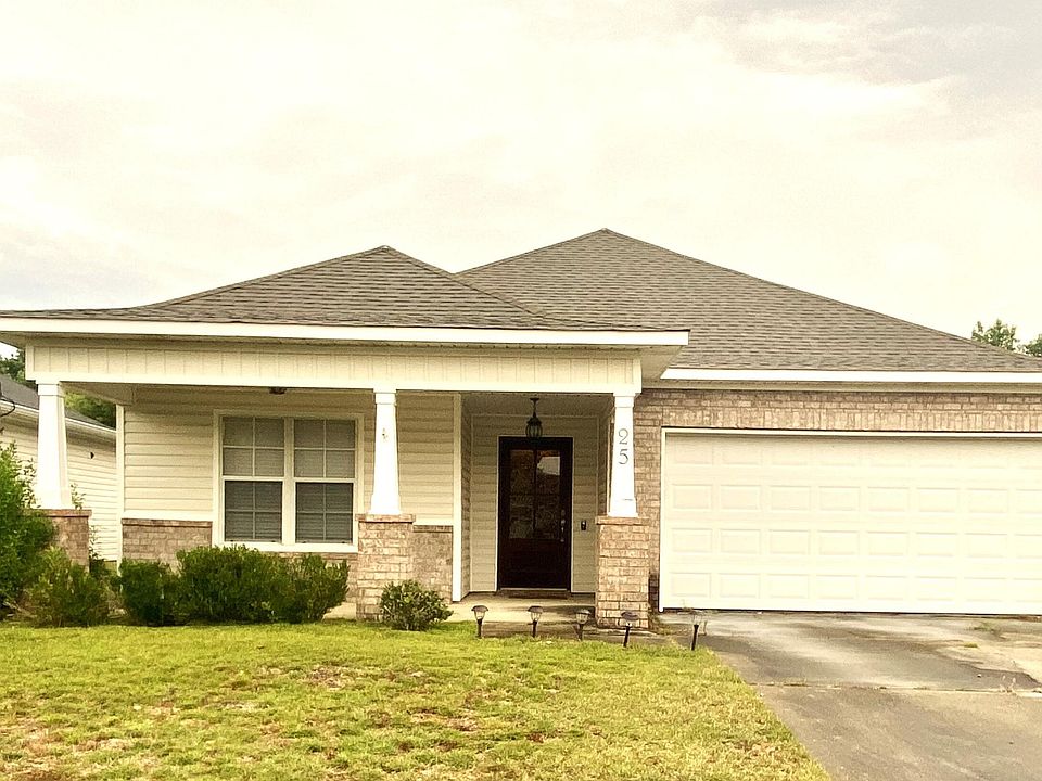1st image of 25 Clear Springs Ct