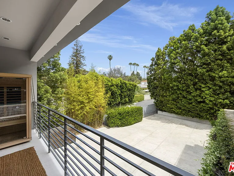 2035 De Mille Dr — Photo 35
