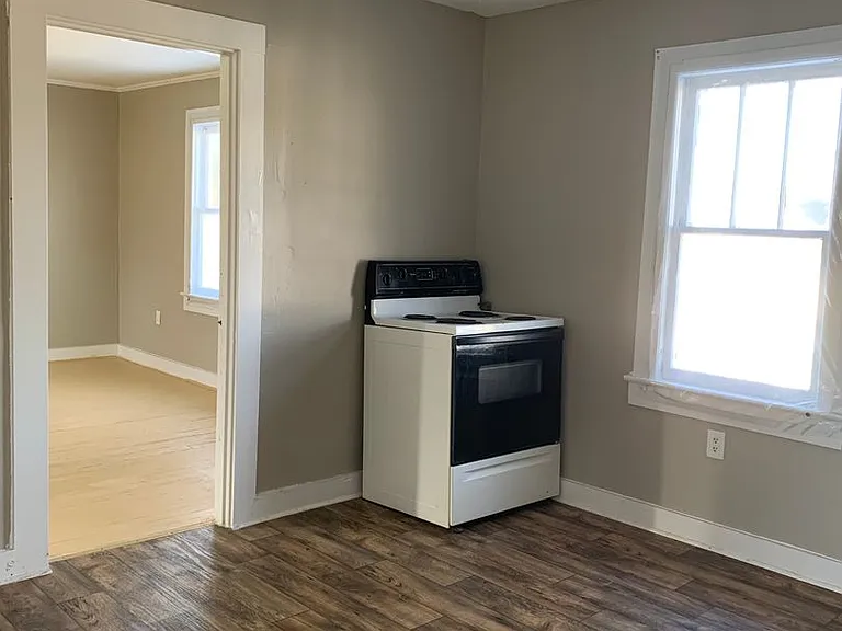 31 Crawley Ln — Photo 4