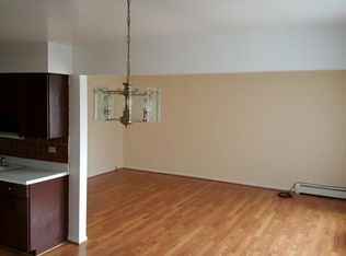 2205 E 87th St APT 7, Chicago, IL 60617
