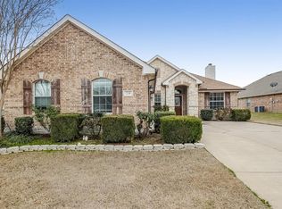210 Brook Meadow Ct, Midlothian, TX 76065