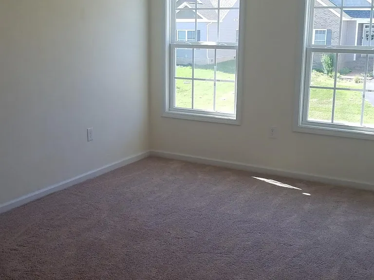 112 Oak Meadow Ln — Photo 53