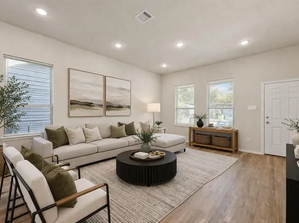 10178 Barberry St, Willis, TX 77318