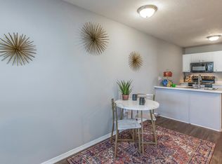 Windsor Place, Jacksonville, NC 28546
