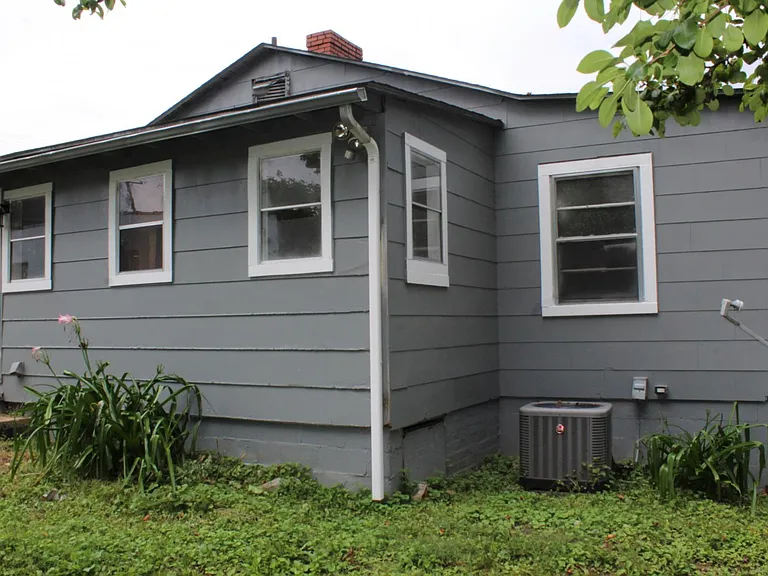197 Spring Garden Cir — Photo 15