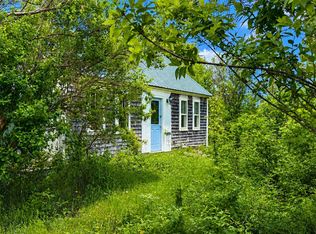 83 Clark St, Eastport, ME 04631
