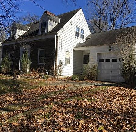2nd image of 96 Northmont St