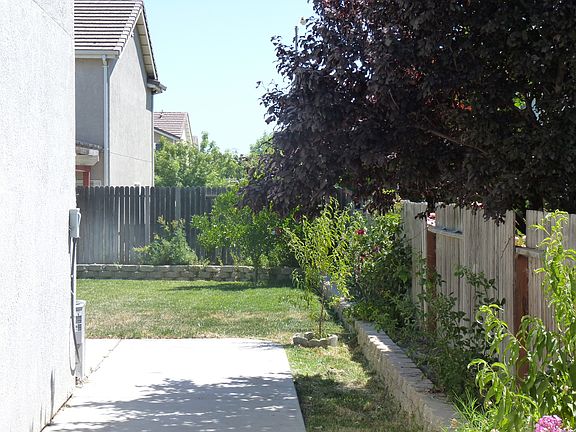 5th image of 3350 Jonathen St