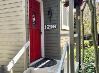 1208 100th Pl NE #1216, Bellevue, WA