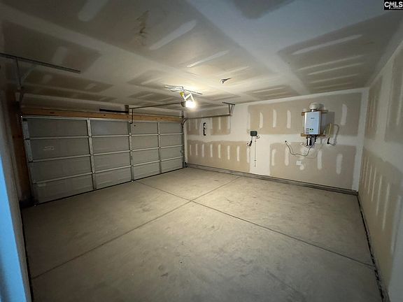 4th image of 6012 Edgemont Ct