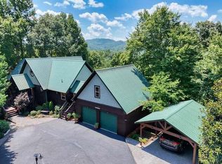 34 Darnell Ln, Brasstown, NC 28902