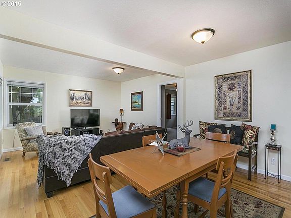2nd image of 6625 Lowry Dr