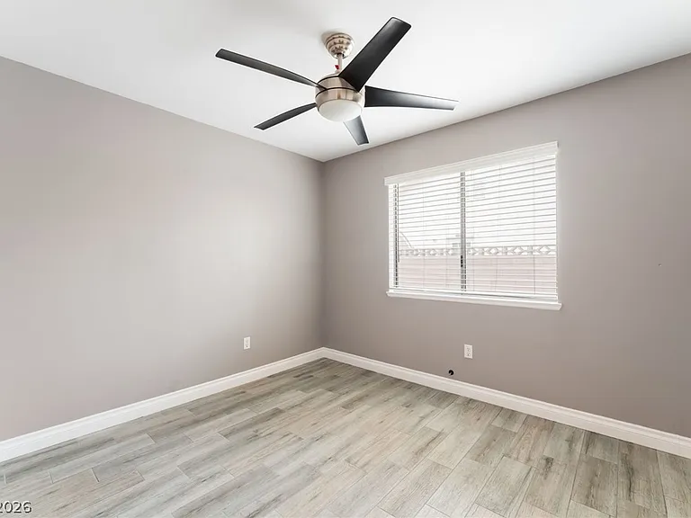 7425 Copper Crown Ct — Photo 39