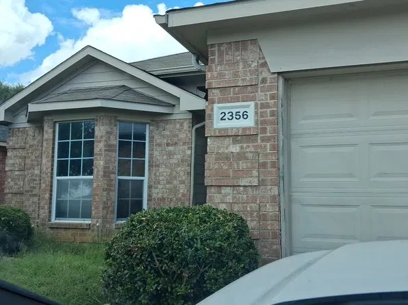 2356 Penwell Dr, Fort Worth, TX 76120
