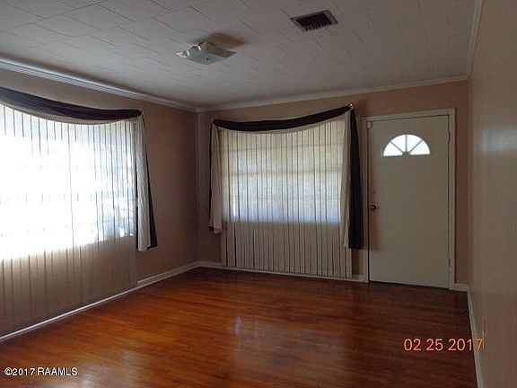 5th image of 405 Bayard St