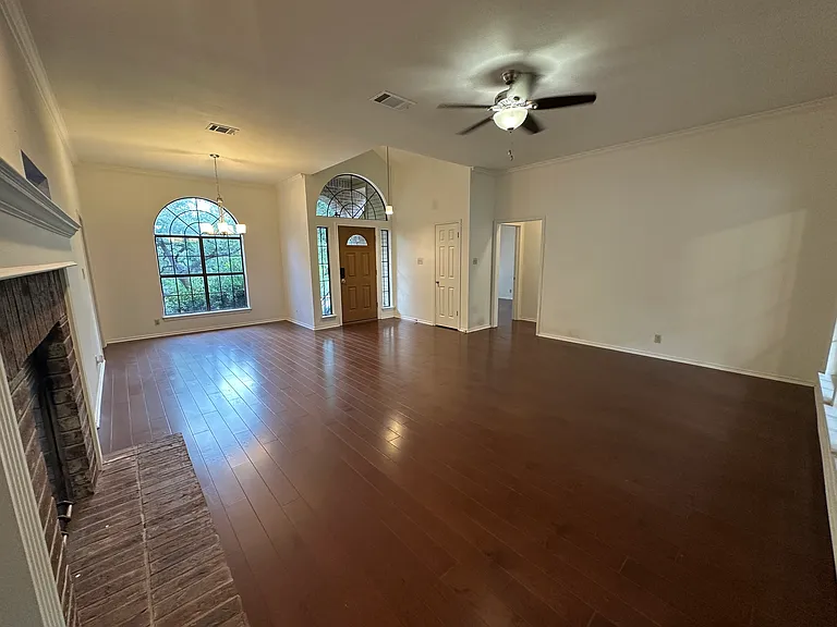 9100 Scotsman Dr — Photo 8