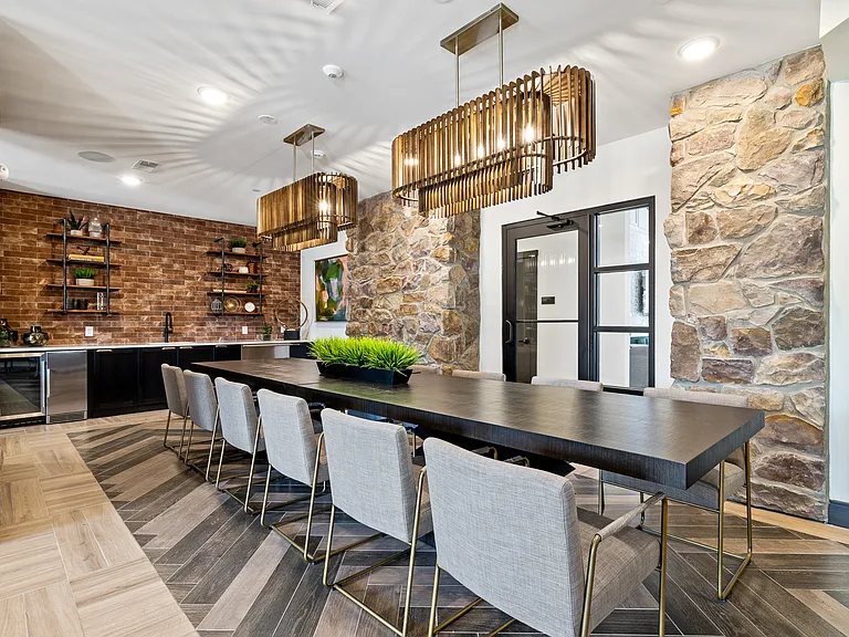 The Caswell at Runnymeade — Photo 6