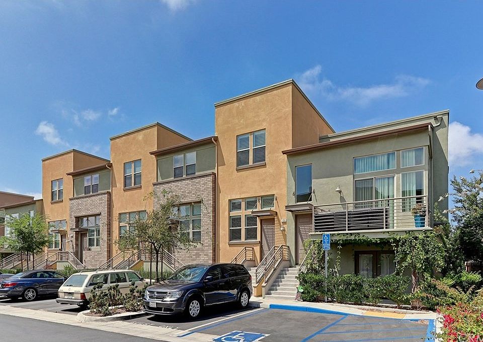 1st image of 12823 Manhattan Ct Unit 106