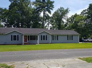 305 Live Oak St, Dequincy, LA 70633
