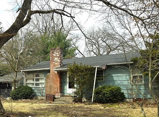 52 Bremen St, Springfield, MA 01108