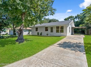 2906 Audubon Dr, Gulfport, MS 39501