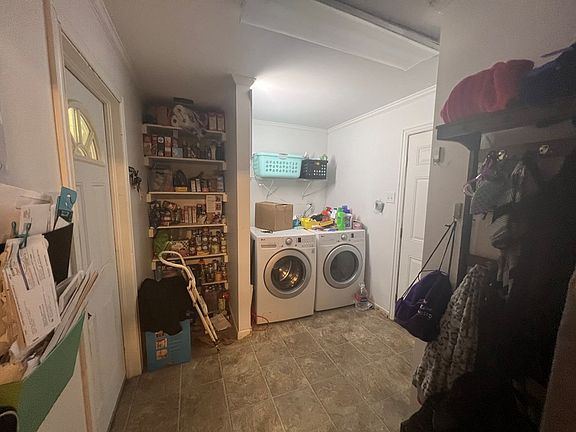 5th image of 226 Glenwood Dr