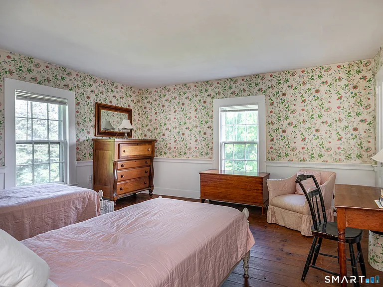103 Litchfield Rd — Photo 22