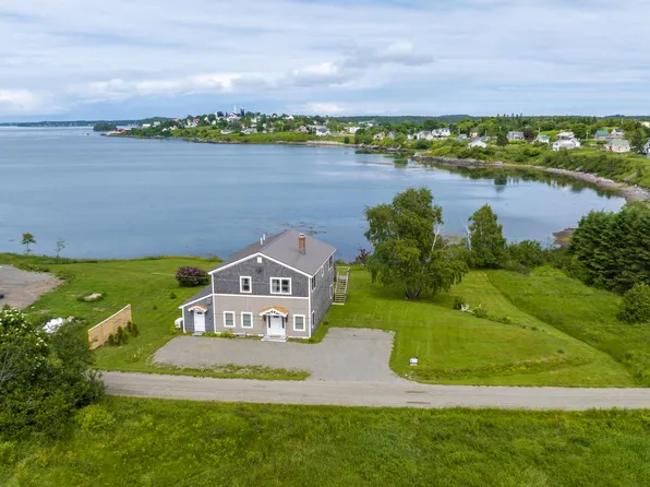 35 Diamond Point Road, Lubec, ME 04652
