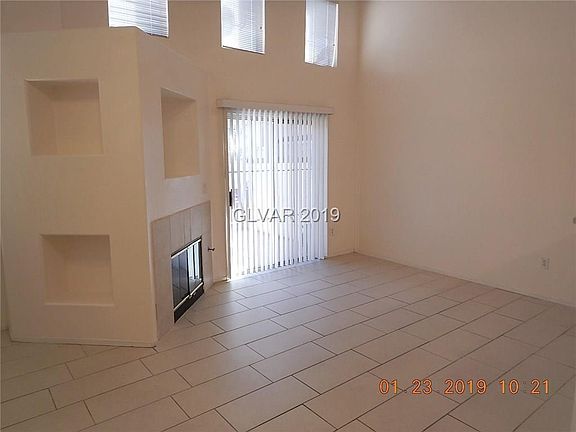 3rd image of 9648 Belle Regal St #0