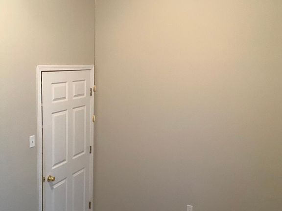 4th image of 4628 Magnolia St