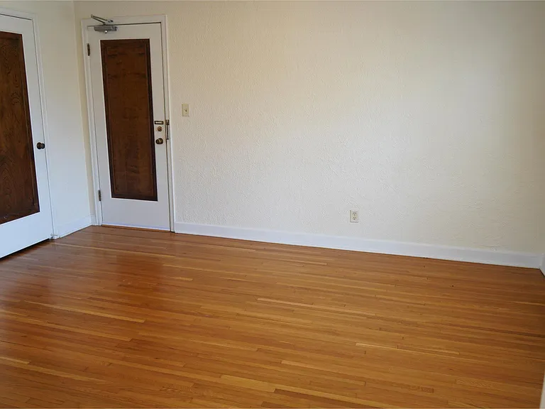 The Randolph Flats — Photo 10