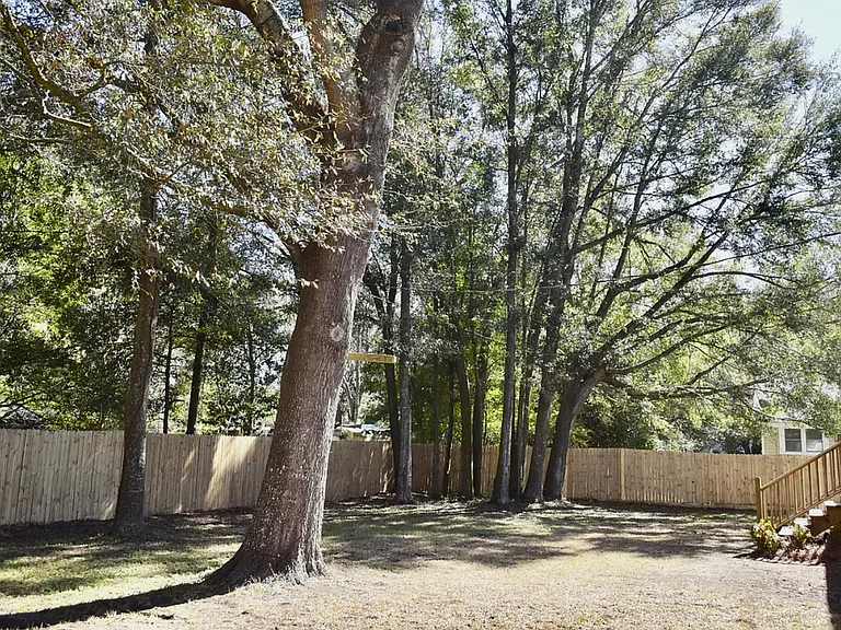830 Jordan St — Photo 20