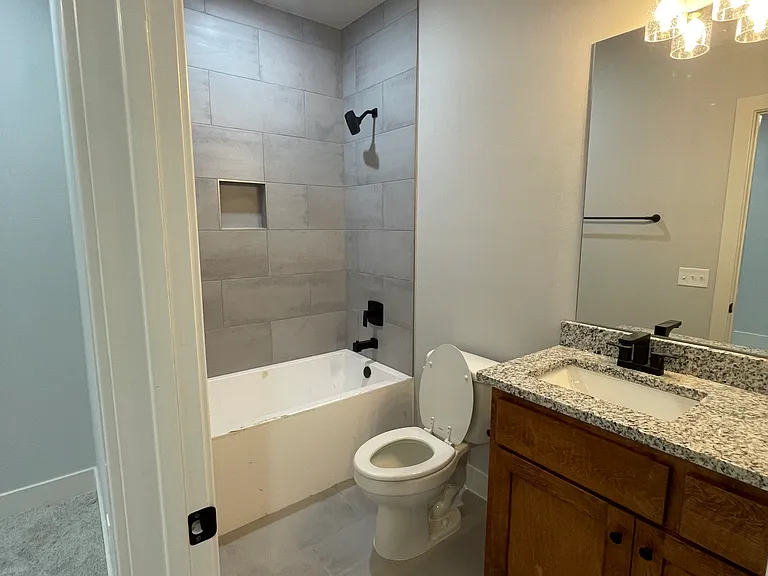3064 S Old Missouri Rd #D — Photo 6