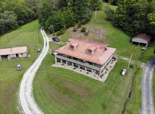 971 Calhoun Br, Jackson, KY 41339