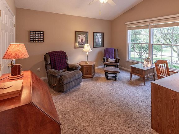 5th image of 303 Wewoka Ln