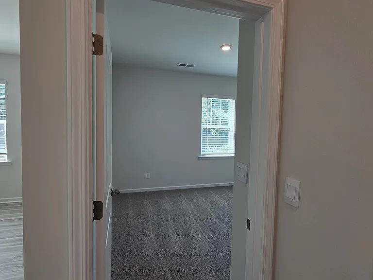 1600 Secrest Commons Dr — Photo 19