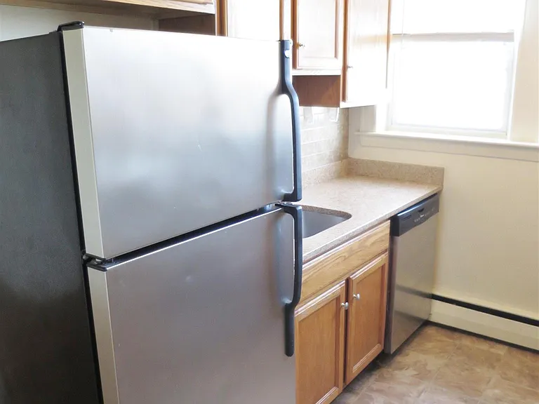 20 Grove St #23 — Photo 8