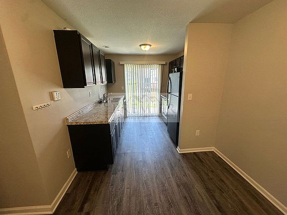 5th image of 9314 Reeder Ave #4