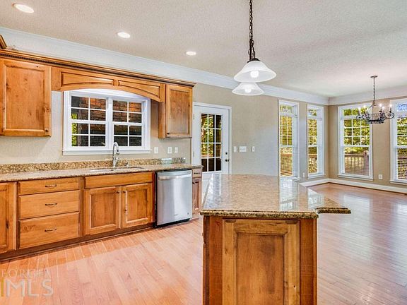 2nd image of 68 Red Oak Trl #139