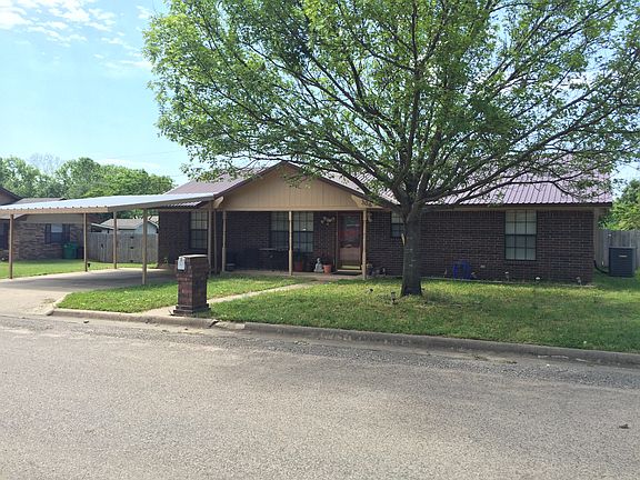 3rd image of 306 Denton Ct