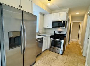 206 6th St NE #BASEMENT, Washington, DC 20002