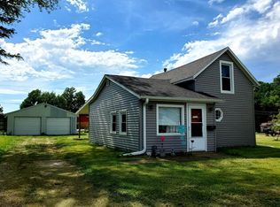 2119 Racine Ave, Burlington, IA 52601