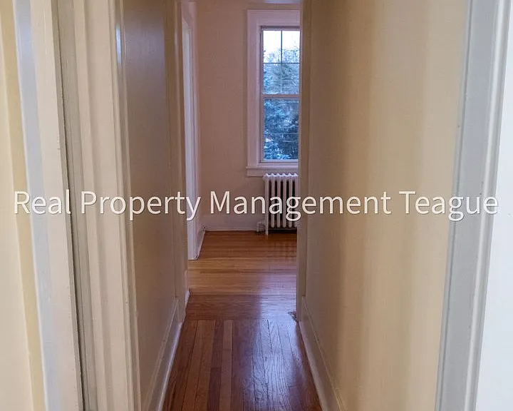 64 Highland Dr #1 — Photo 10