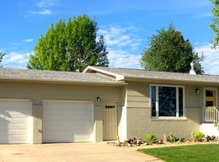 2329 Harney Dr, Rapid City, SD 57702