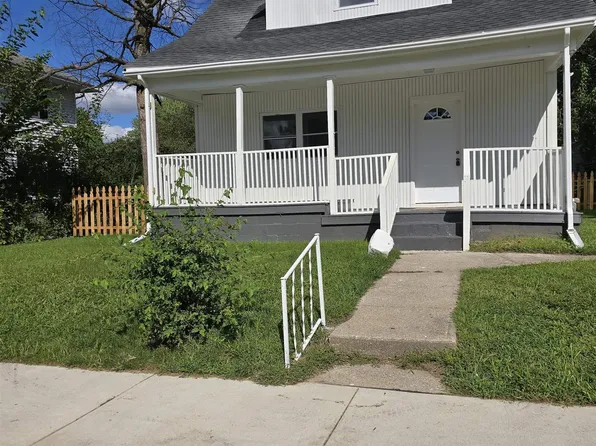 2124 Kemble Ave, South Bend, IN 46613