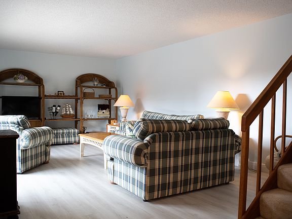 3rd image of 6034 SE Riverboat Dr #714