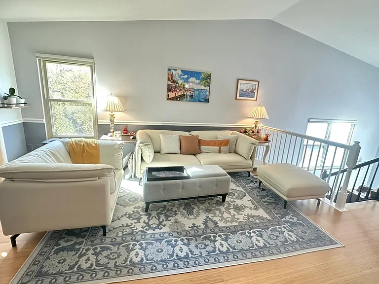 40 Sandstone Ct #L — Photo 2