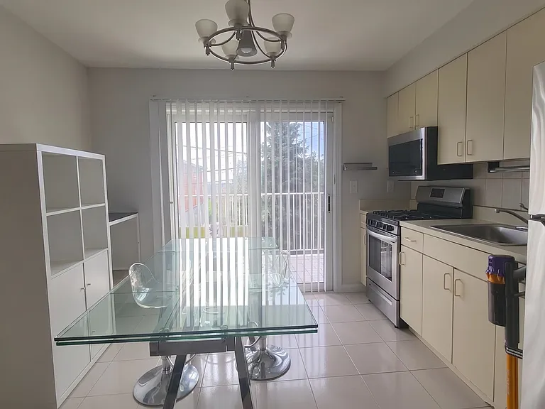 6409 Columbia Ave — Photo 3