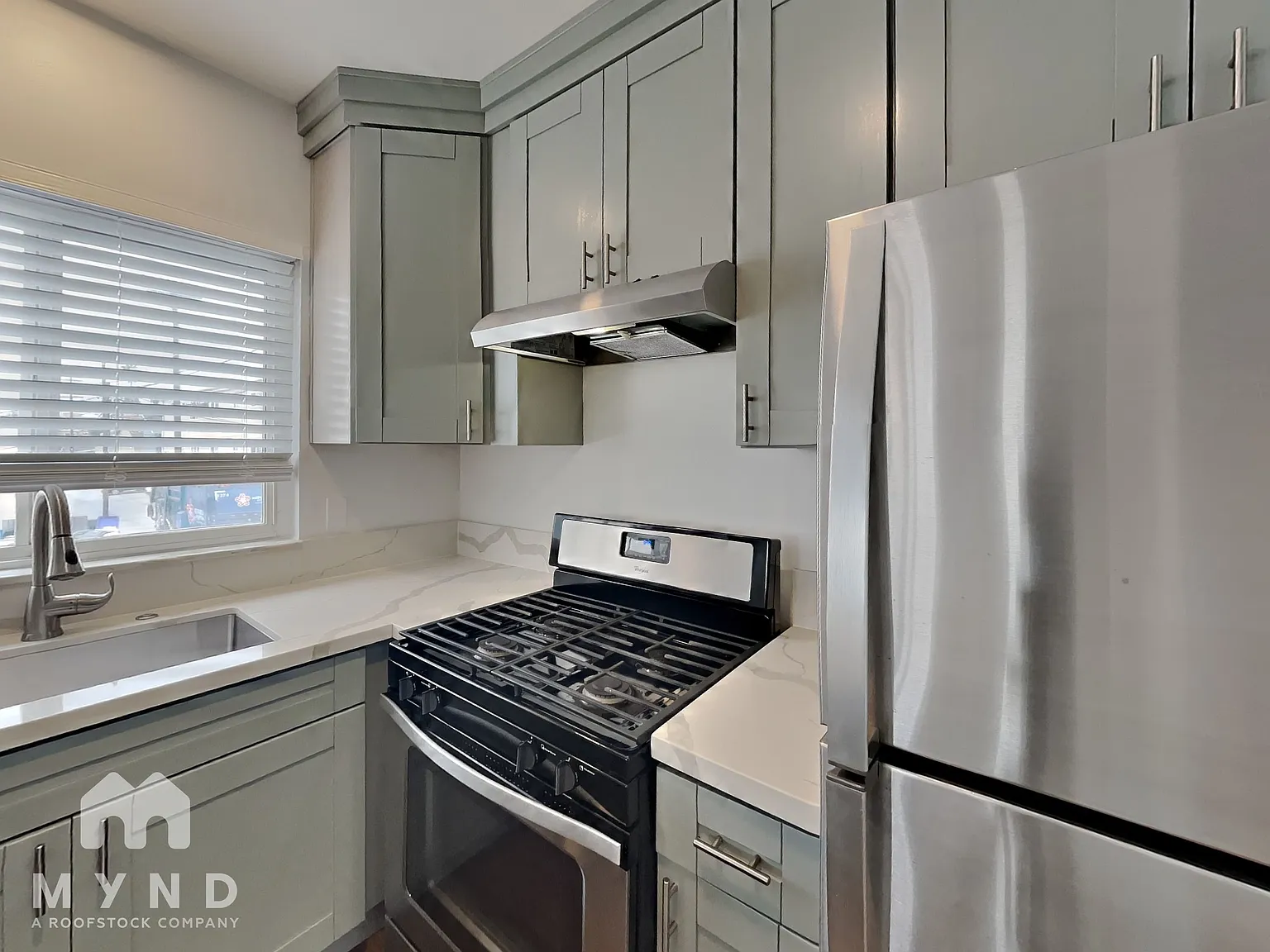 2 bed, 1.0 bath, 800 sqft, $2,345 — Photo 4