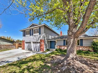 1070 Mark Allen Cir, Reno, NV 89503